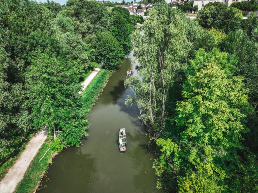 Balade en barque dans les Marais de Bourges @ Ad2T