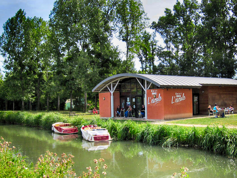 Bateaux électriques de Thenioux ©ARECABE