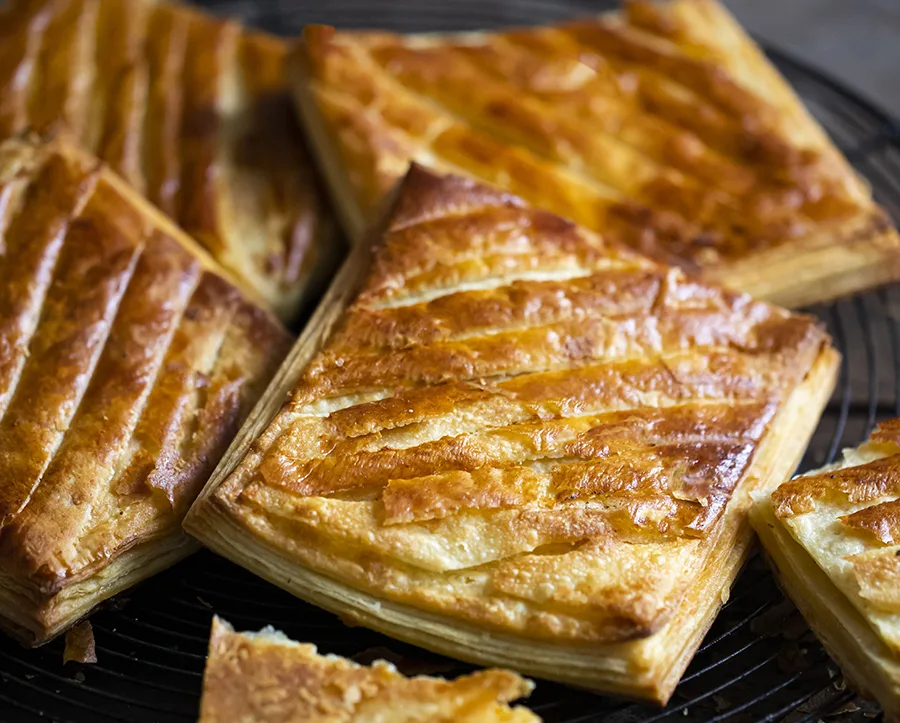 galette aux pommes de terre feuilletée ©Linda Louis