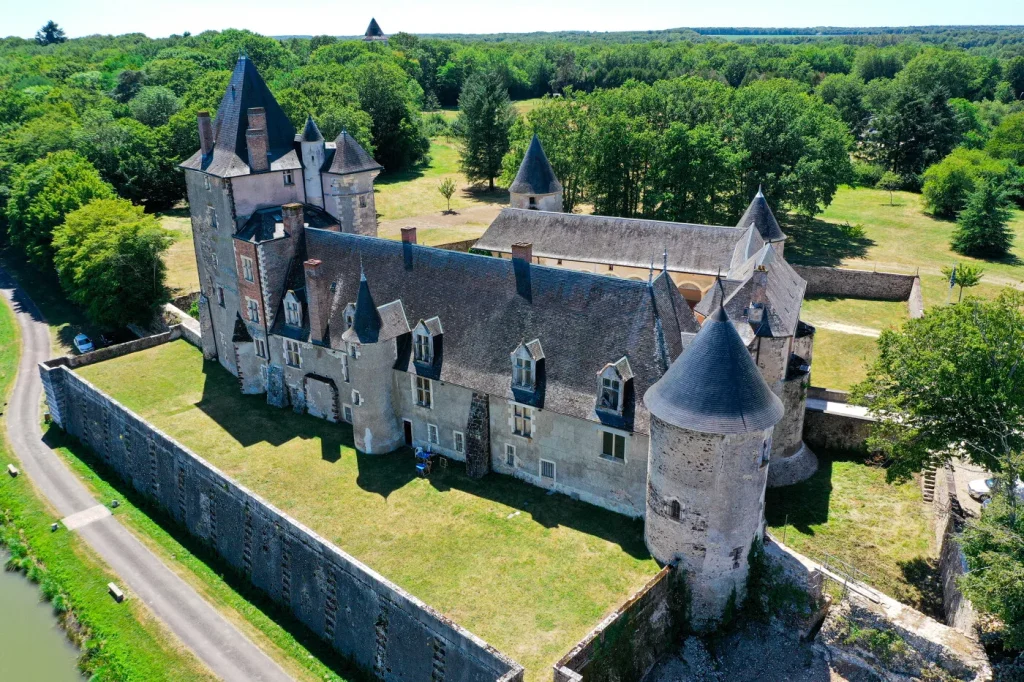 Château de la Chapelle d'Angillon © Ad2T