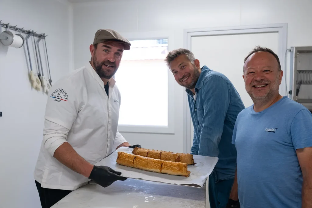 Victor Etienne artisan boucher à Levroux en compagnie des Coflocs