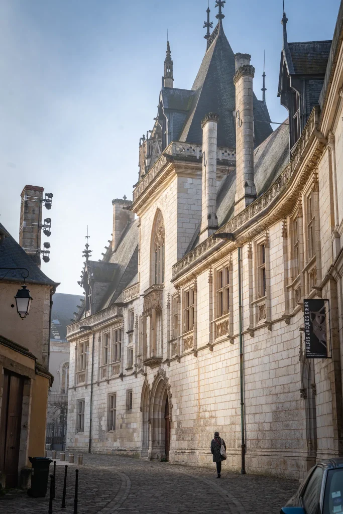 Façade Palais Jacques Cœur