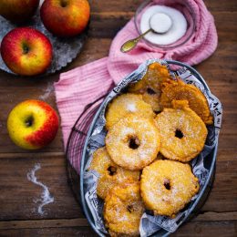 Recette de beugnons aux pommes (c) Linda Louis