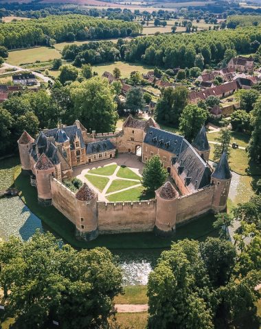 Château d'Ainay-le-Vieil @ Ad2T