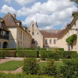 Hospice Saint-Roch : un musée d’exception à Issoudun